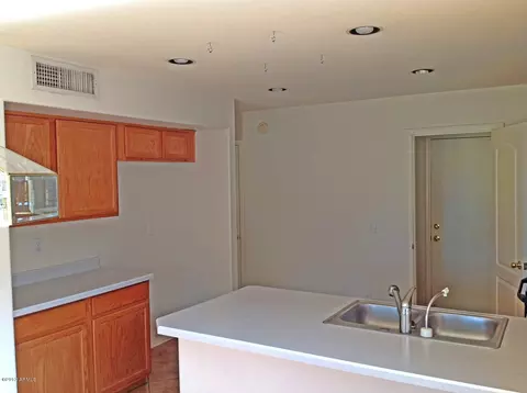 2282 E Arabian Dr, Gilbert, AZ 85296 photo 6