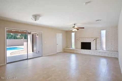 4039 E Mercer Ln, Phoenix, AZ 85028 photo 5
