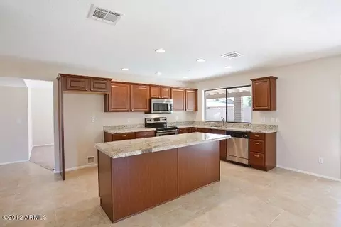 4039 E Mercer Ln, Phoenix, AZ 85028 photo 6