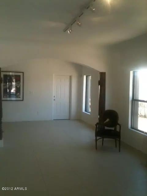 2544 N Mitchell St, Phoenix, AZ 85006 photo 7