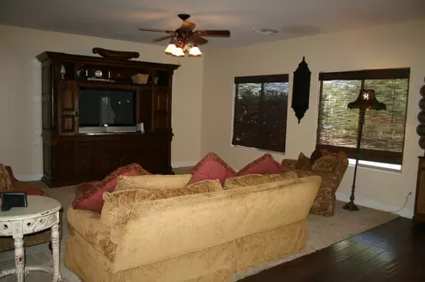 2948 E Powell Way, Gilbert, AZ 85298 photo 4