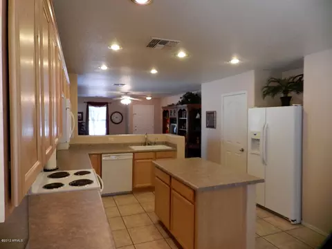 1349 S Bridgegate Dr, Gilbert, AZ 85296 photo 11