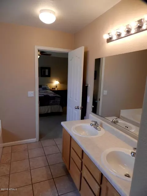 1349 S Bridgegate Dr, Gilbert, AZ 85296 photo 26