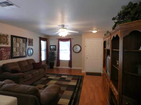 1349 S Bridgegate Dr, Gilbert, AZ 85296 photo 6