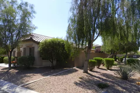 1349 S Bridgegate Dr, Gilbert, AZ 85296 photo 2