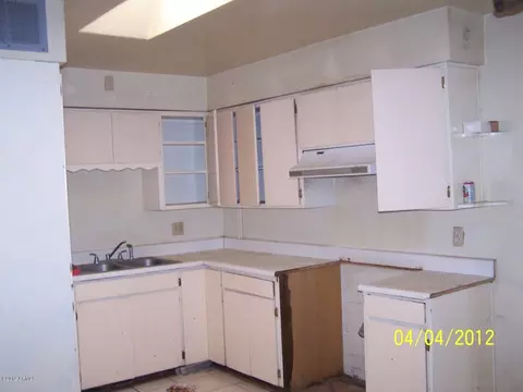 302 N 85th St, Mesa, AZ 85207 photo 4