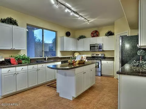 9413 E Jerome Ave, Mesa, AZ 85209 photo 4