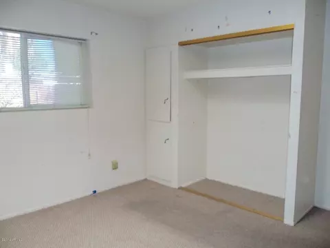 7536 W Mitchell Dr, Phoenix, AZ 85033 photo 8