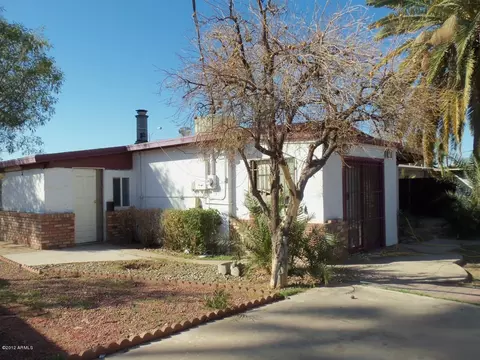 7536 W Mitchell Dr, Phoenix, AZ 85033 photo 1