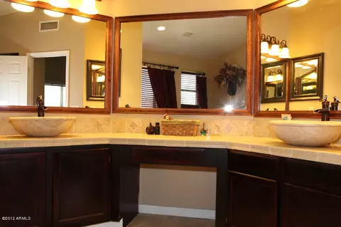 1209 E Sandcastle Ct, Gilbert, AZ 85234 photo 6