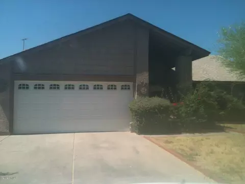 1830 E Saint Catherine Ave, Phoenix, AZ 85042 photo 1