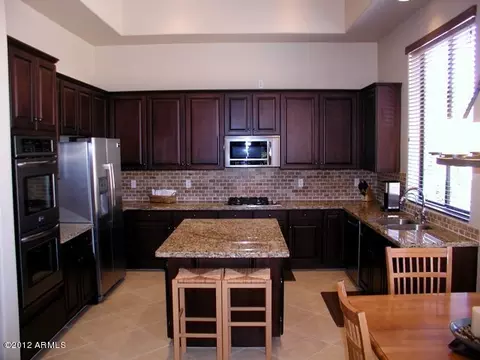 4910 E Hamblin Dr, Phoenix, AZ 85054 photo 1