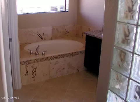 4910 E Hamblin Dr, Phoenix, AZ 85054 photo 11