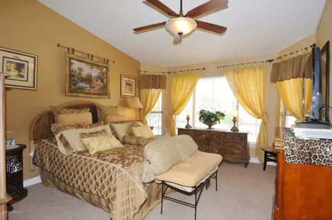 1727 E Marquette Dr, Gilbert, AZ 85234 photo 8