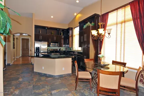 1727 E Marquette Dr, Gilbert, AZ 85234 photo 3