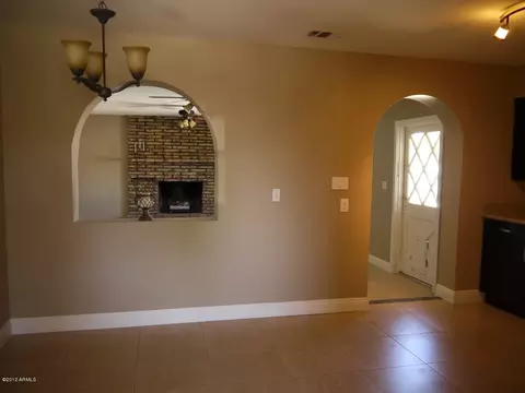 636 E Franklin Ave, Mesa, AZ 85204 photo 8