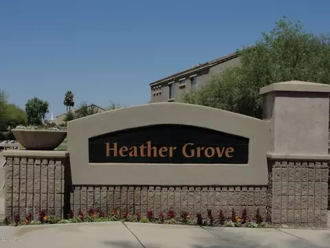 1326 E Dunbar Dr, Phoenix, AZ 85042 photo 2