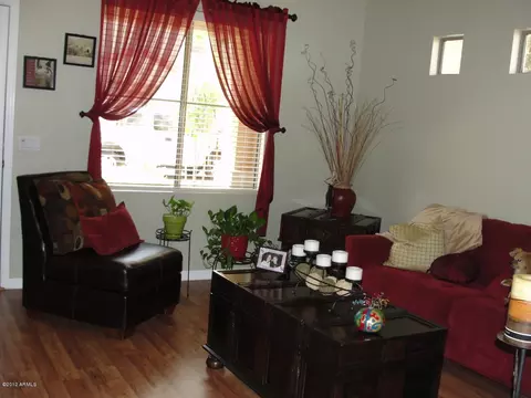 1326 E Dunbar Dr, Phoenix, AZ 85042 photo 4