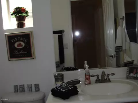 1326 E Dunbar Dr, Phoenix, AZ 85042 photo 20