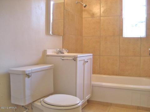 2445 E Clarendon Ave, Phoenix, AZ 85016 photo 3