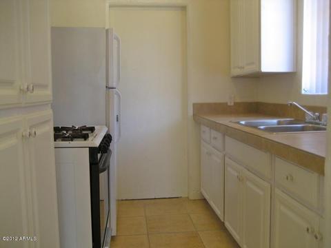 2445 E Clarendon Ave, Phoenix, AZ 85016 photo 4