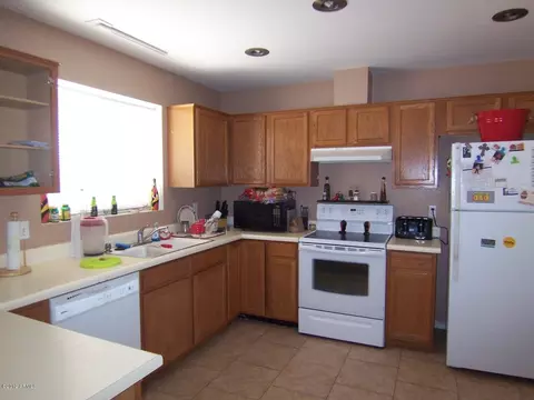 1767 W 12th Ave, Apache Junction, AZ 85120 photo 3
