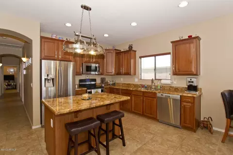 3055 E Blue Ridge Way, Gilbert, AZ 85298 photo 2
