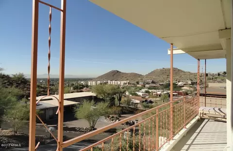 222 E Saddle Ln, Phoenix, AZ 85020 photo 7