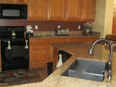 3094 E Indigo Bay Dr, Gilbert, AZ 85234 photo 2