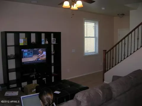 2222 E Wayland Dr, Phoenix, AZ 85040 photo 4