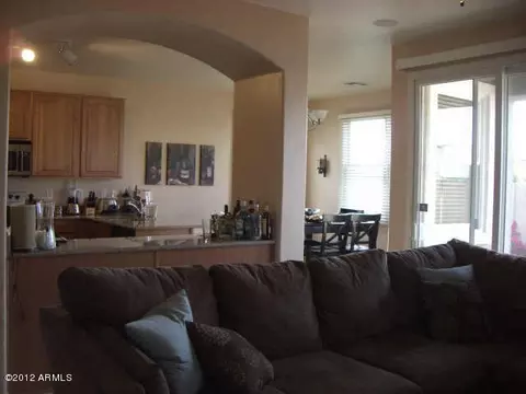 2222 E Wayland Dr, Phoenix, AZ 85040 photo 2