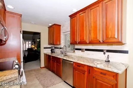 4032 E Lupine Ave, Phoenix, AZ 85028 photo 7