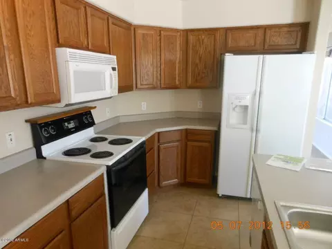 907 E Mohawk Dr, Phoenix, AZ 85024 photo 5