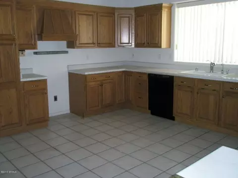 4932 N Winchester Rd, Apache Junction, AZ 85119 photo 3
