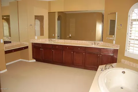 4529 E Carriage Way, Gilbert, AZ 85297 photo 24