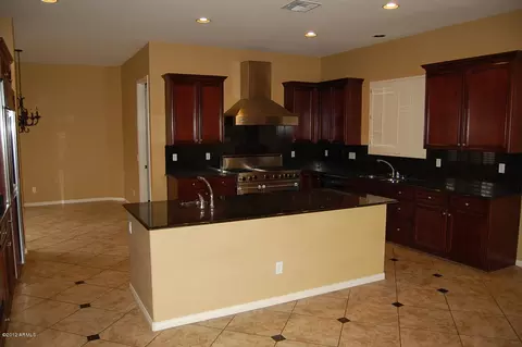 4529 E Carriage Way, Gilbert, AZ 85297 photo 9