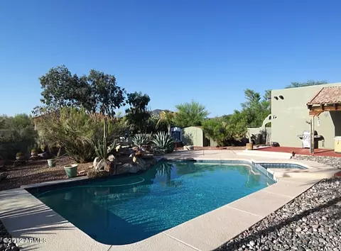 414 E Lavitt Ln, Phoenix, AZ 85086 photo 35