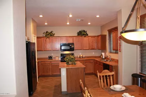 3834 E Kesler Ln, Gilbert, AZ 85295 photo 10