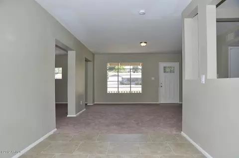 3324 N 28th St, Phoenix, AZ 85016 photo 9