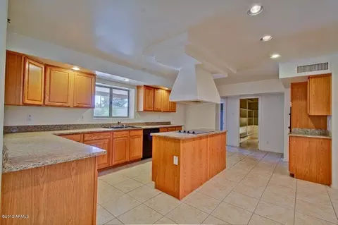 920 E Palmaire Ave, Phoenix, AZ 85020 photo 9