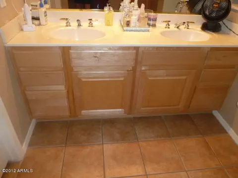 4322 E Lone Cactus Dr, Phoenix, AZ 85050 photo 32