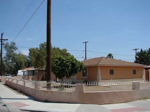 3801 N 63rd Dr, Phoenix, AZ 85033 photo 6