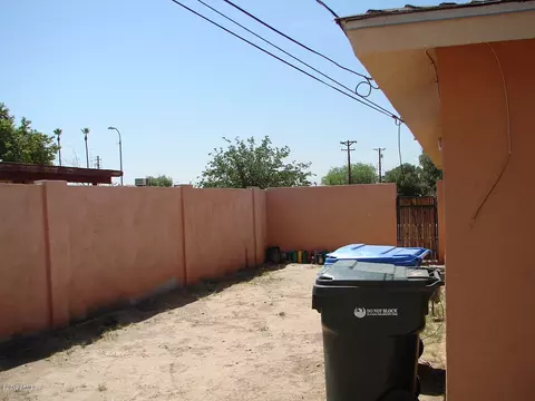 3801 N 63rd Dr, Phoenix, AZ 85033 photo 25