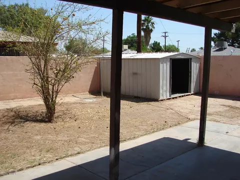 3801 N 63rd Dr, Phoenix, AZ 85033 photo 8