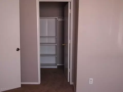 4541 N 77th Dr, Phoenix, AZ 85033 photo 7