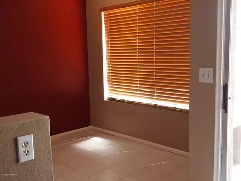 4541 N 77th Dr, Phoenix, AZ 85033 photo 3