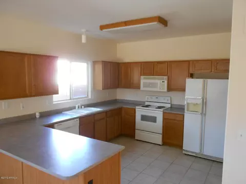 6739 E Manning St, Mesa, AZ 85215 photo 4