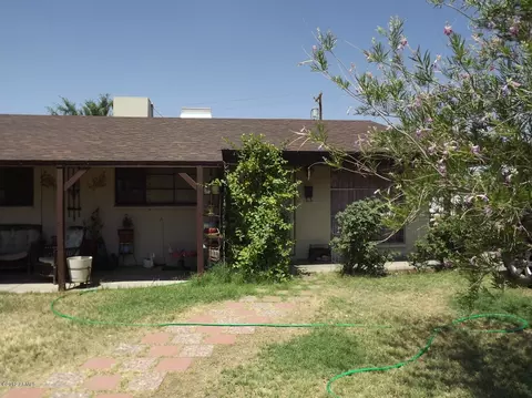 2012 N 37th Dr, Phoenix, AZ 85009 photo 1