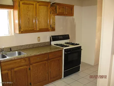 1637 E Amelia Ave, Phoenix, AZ 85016 photo 8