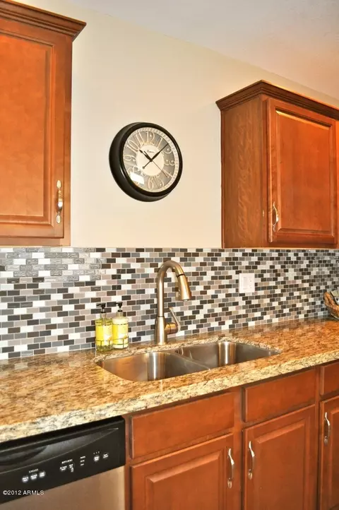 2038 W Pershing Ave, Phoenix, AZ 85029 photo 7